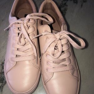 Women’s leather sneakers size 9 HILFIGER